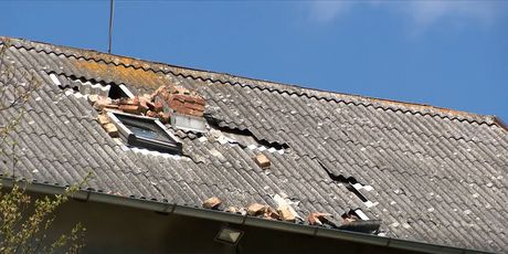 Kuća oštećena u potresu - 2