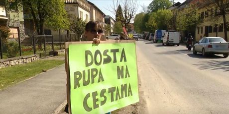 Prosvjed u Petrinji - 2