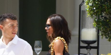 Victoria i David Beckham nakon vjenčanja sina - 7