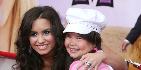 Madison De La Garza i Demi Lovato