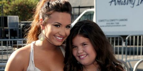 Madison De La Garza i Demi Lovato