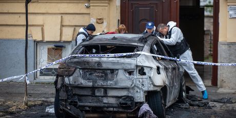 Zapaljen BMW u Osijeku - 6