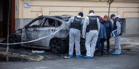 Zapaljeni automobil u Osijeku - 5
