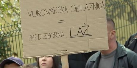 Prosvjed u Vukovaru - 1