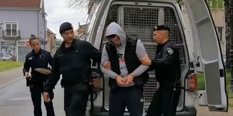 Uhićenje mladića u Požegi - 1