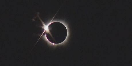 Pomrčina, ilustracija