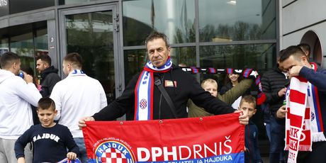 Hajdukovi navijači u Ženevi - 1