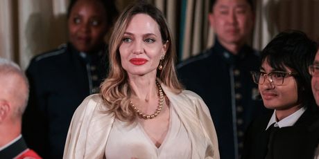 Maddox Jolie Pitt i Angelina Jolie - 4