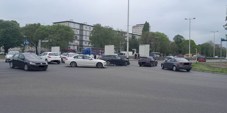Prometna nesreća na Aveniji Dubrovnik u Zagrebu - 1