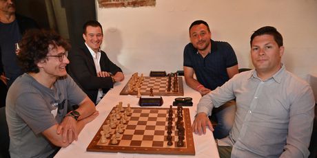 Humanitarni šahovski turnir poznatih - 3
