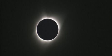 Potpuna pomrčina Sunca - 4