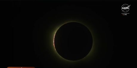 Potpuna pomrčina Sunca