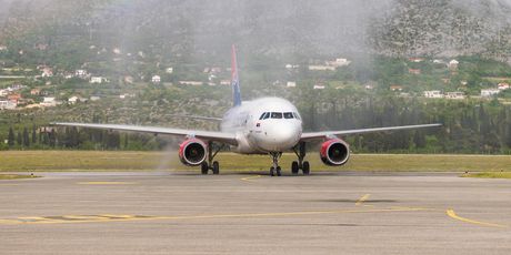Aleksandar Vučić prvim letom tvrtke Air Serbia stigao iz Beograda u Mostar - 5