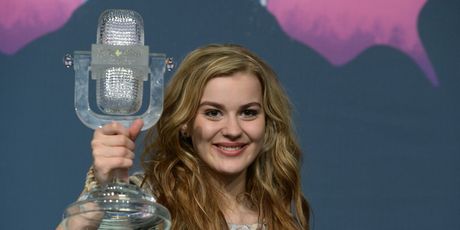 Eurovizijski trofej - Emmelie de Forest, 2013.
