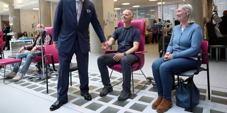 Kralj Charles posjetio Centar za liječenje raka - 1