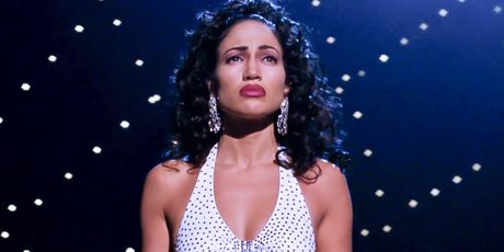 Jennifer Lopez kao Selena Quintanilla