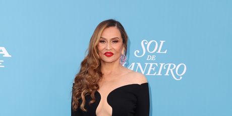 Tina Knowles - 2