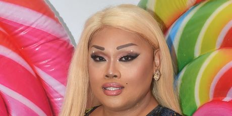 Jiggly Caliente - 1