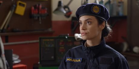 Tijana Pečenčić kao Alma u ''Na granici'' - 4