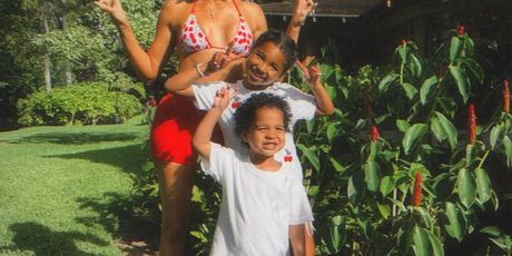 Khloe Kardashian - 3