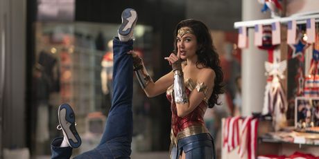 Gal Gadot - 13
