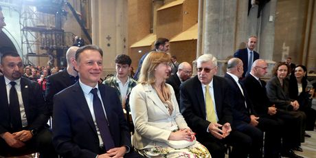 Uskrsna misa u Zagrebačkoj katedrali