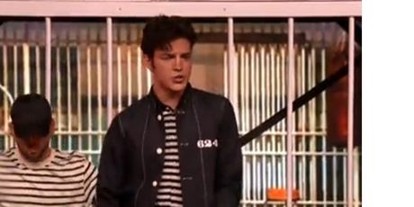 Lovro Juraga kao Elvis Presley