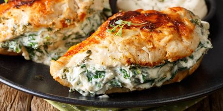 Pileća prsa punjena špinatom i krem sirom