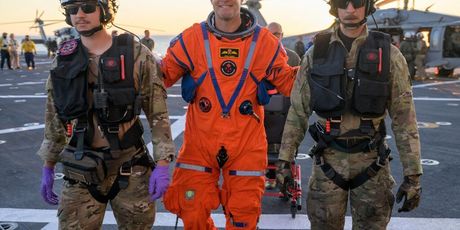 Prizori nakon slijetanja