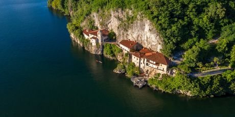 Santa Caterina del Sasso - 9