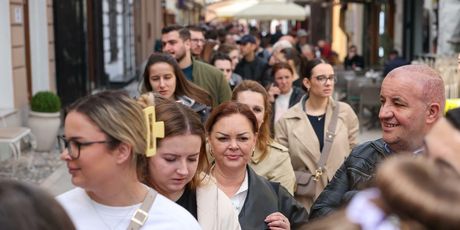 Sarajevo kupuje ulaznice za Dinu Merlina - 1