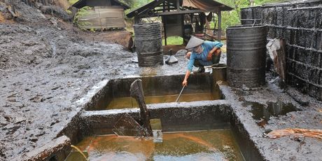 Kako se nekoć vadila nafta u mjestu Wonocolo, Indonezija - 4