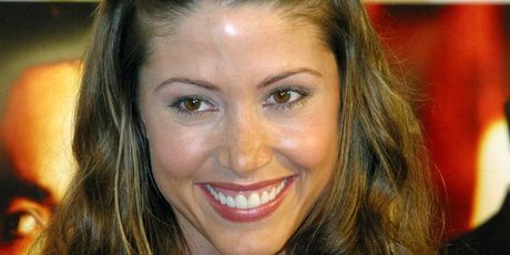 Shannon Elizabeth - 6