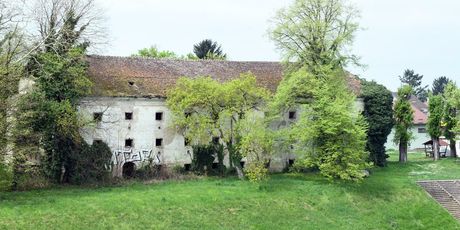 Žitni magazin, Sisak - 1