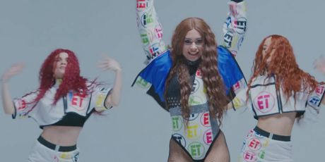 In Magazin: E.T. - Meri Andraković - 3