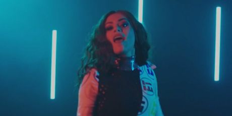 In Magazin: E.T. - Meri Andraković - 4