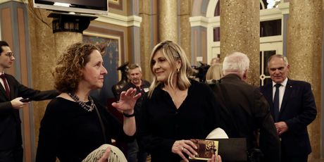 Nina Obuljen Koržinek, Nives Ivanković