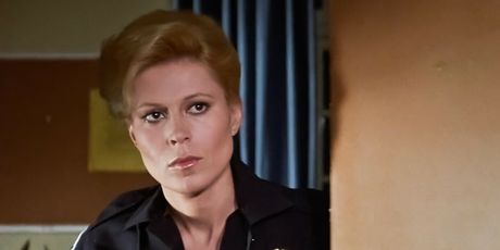 Leslie Easterbrook