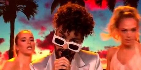 Dora Trogrlić kao Bad Bunny