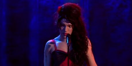 Lovro Juraga kao Amy Winehouse