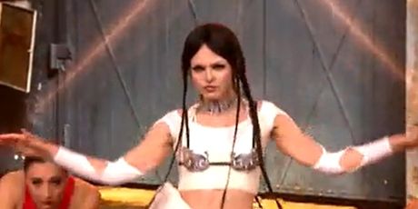 Nora Ćurković kao Jennie