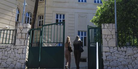 Dojava o postavljenoj bombi u srednjoj školi Vladimir Nazor u Splitu - 2