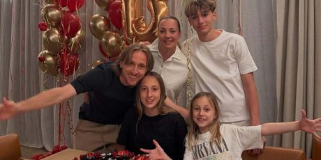 Luka Modrić s obitelji - 1