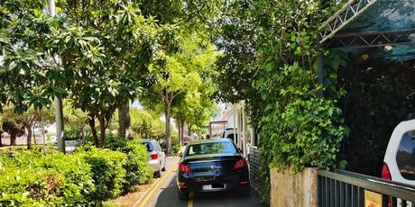 Nepropisno parkiranje - 33