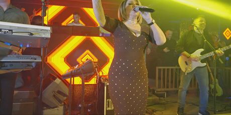 In Magazin: Neda Ukraden - 1