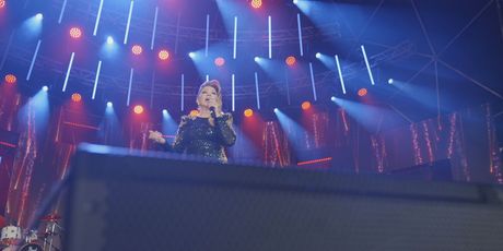 In Magazin: Neda Ukraden - 2