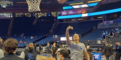 Ivica Medo na NBA utakmici Orlando Magica i Atlante Hawks u Orlandu