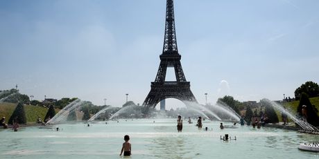 Eiffelov toranj (Foto: AFP)