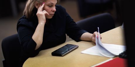 Čitanje sitnih slova često znamo preskočiti (Foot: Getty Images)