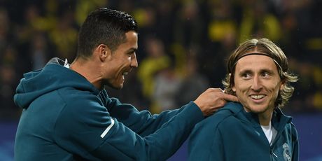 Cristiano Ronaldo i Luka Modrić (Foto: AFP)